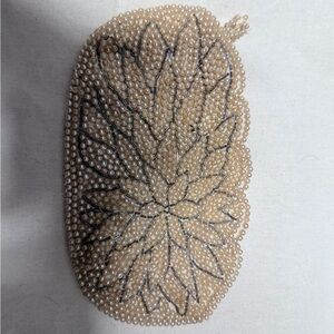 Antique Pearl Clutch